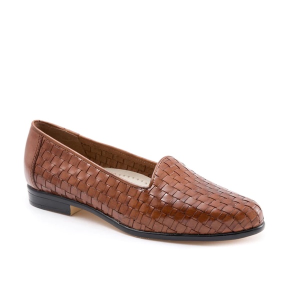 New Trotters Liz Leather Woven Loafers in Cognac Sz 8.5 Wide - Picture 1 of 3